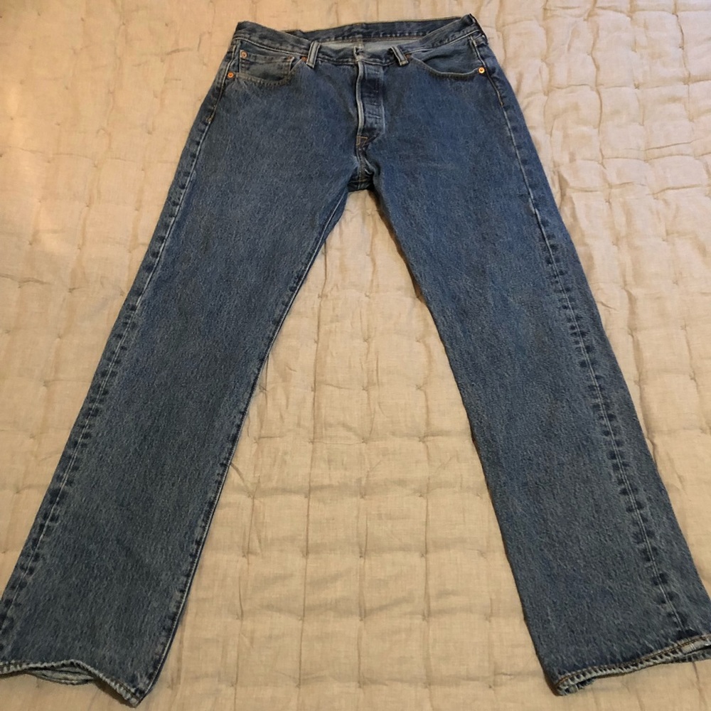 Vintage Levi’s 90s Dark-wash 501s